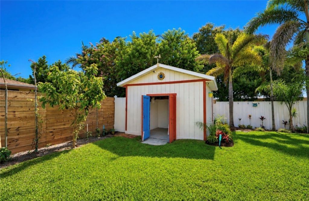 175 9th Court, Vero Beach, FL 32962 Photo