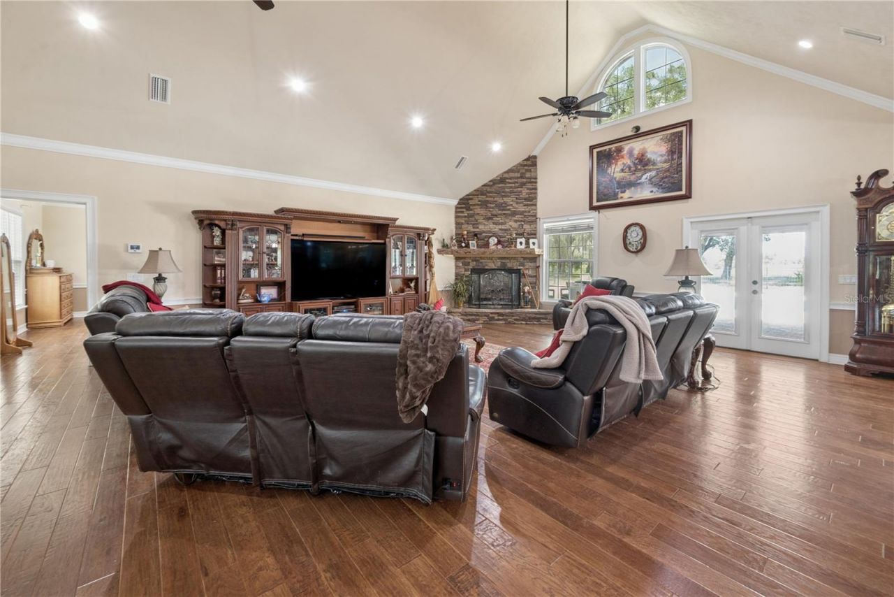 4107 SW State Road 45, Newberry, FL 32669 Photo