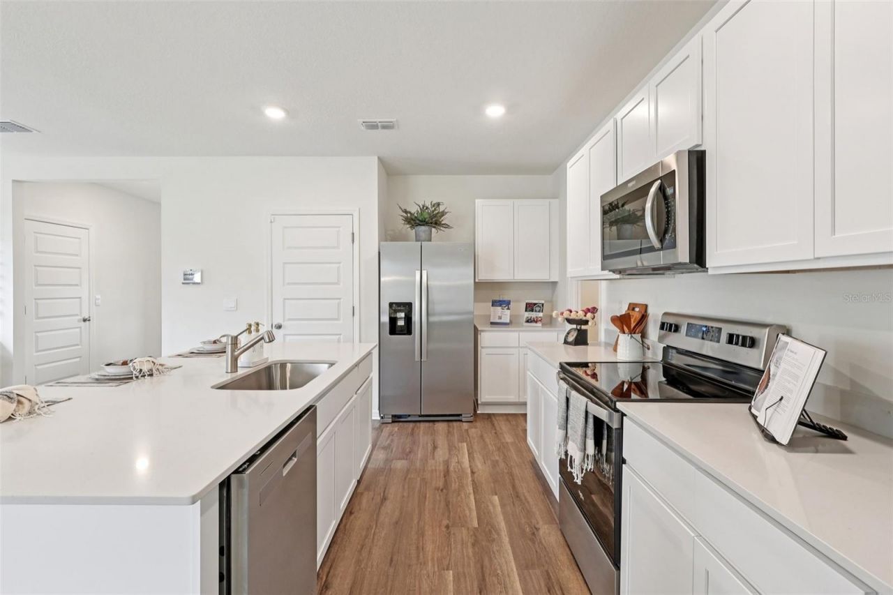 4930 Katrina Drive , Haines City, FL 33844 Photo