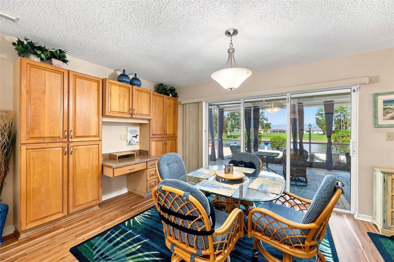 1002 El Rancho Drive , Sun City Center, FL 33573 Photo