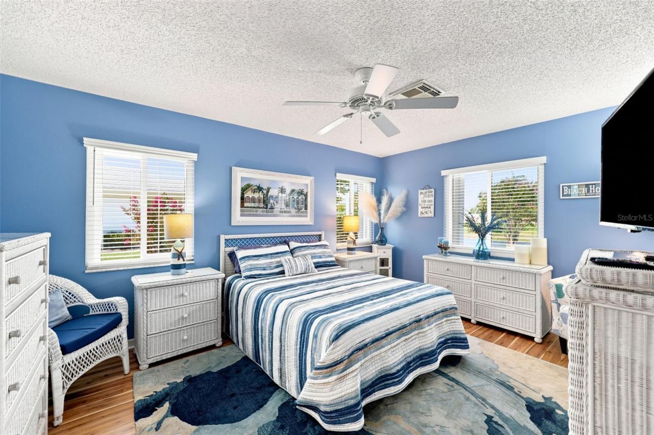 1002 El Rancho Drive , Sun City Center, FL 33573 Photo
