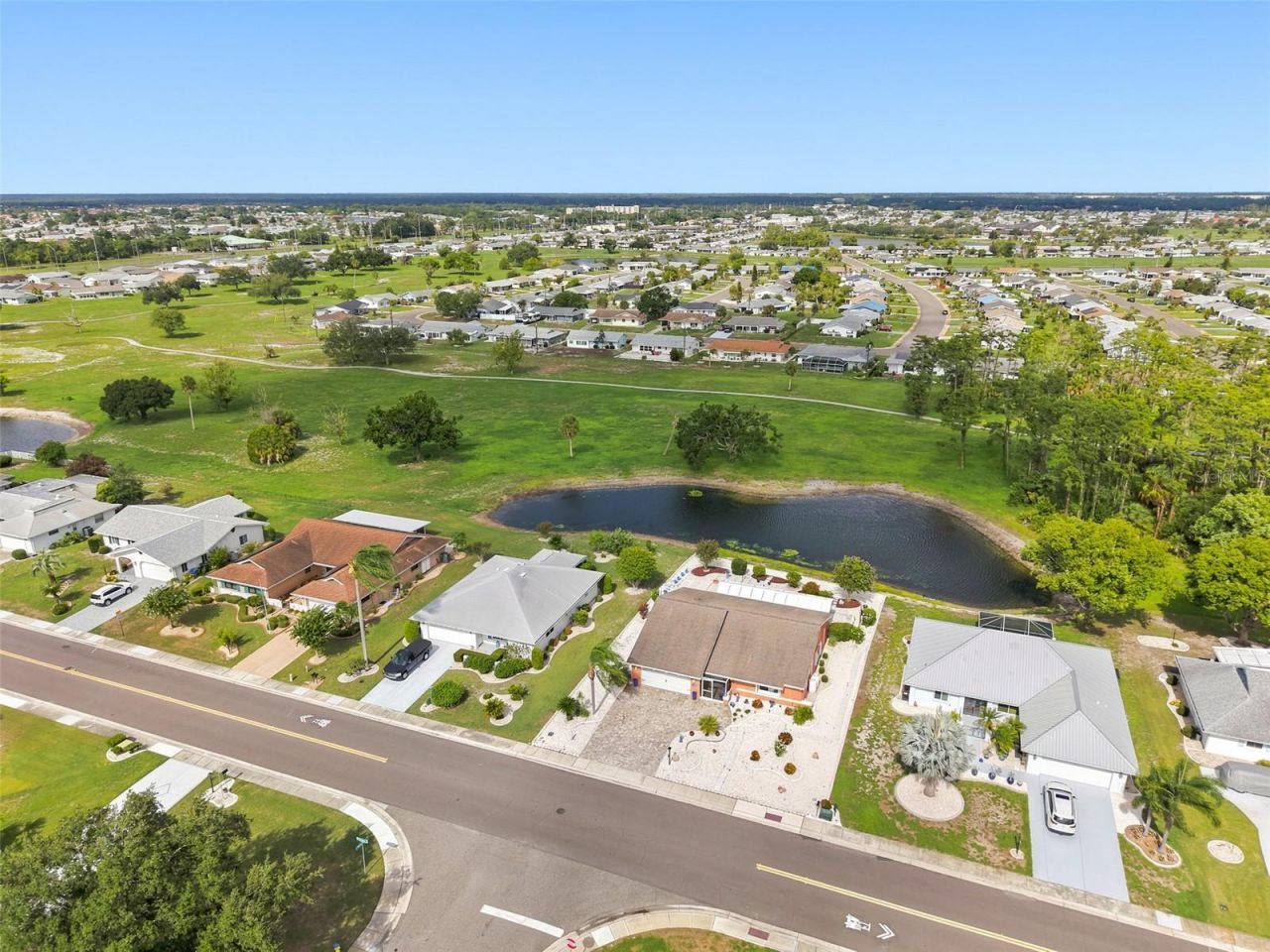 1002 El Rancho Drive , Sun City Center, FL 33573 Photo