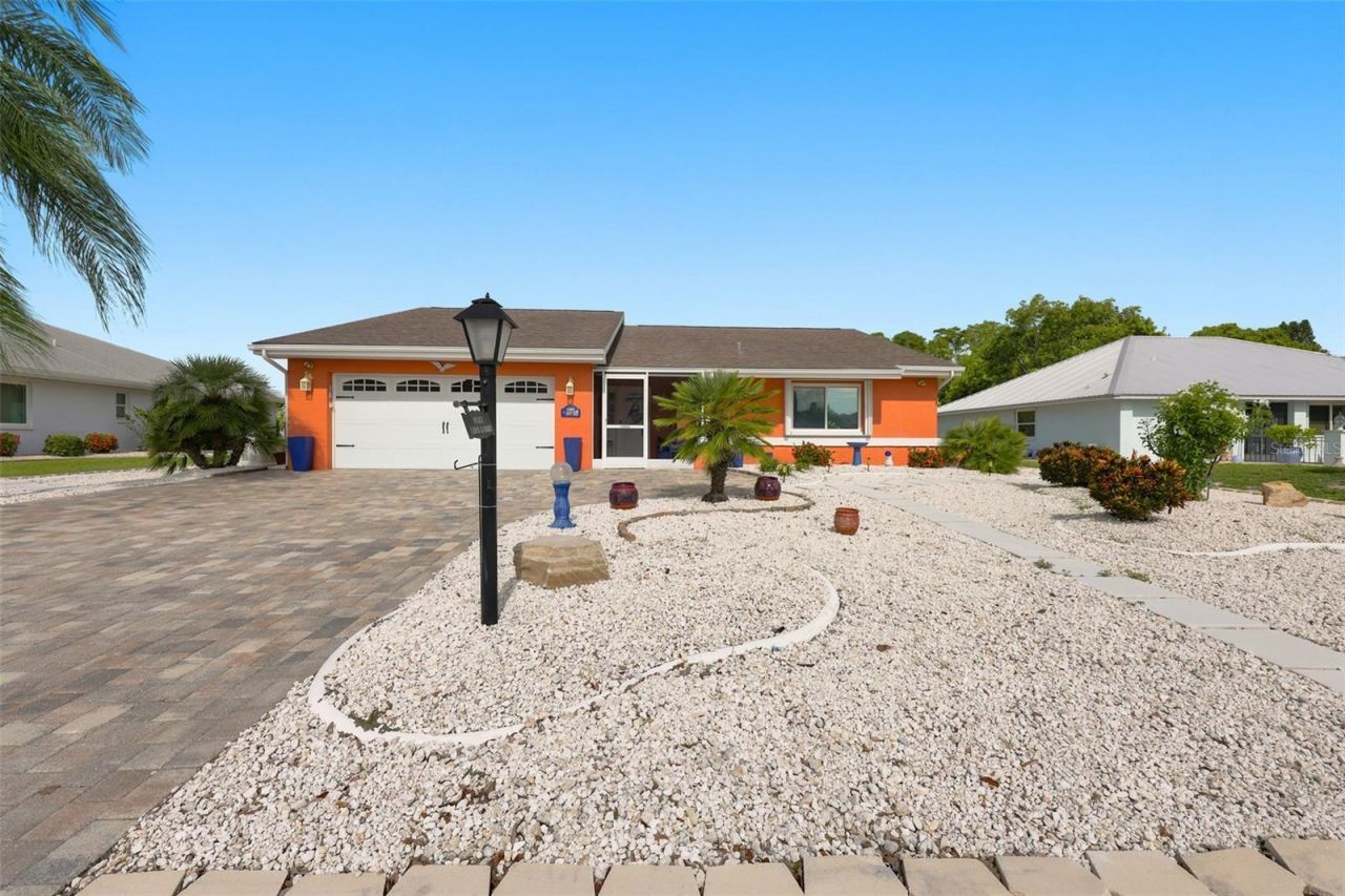 1002 El Rancho Drive , Sun City Center, FL 33573 Photo
