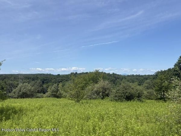 81 Maiers Road, Craryville, NY 12521