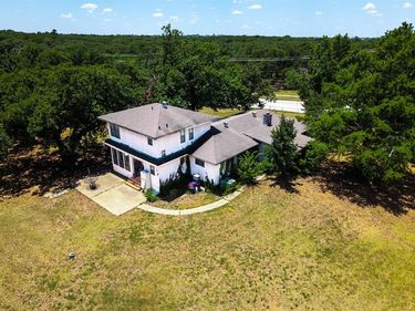 709 Cooks Lane, Fort Worth, TX 76120