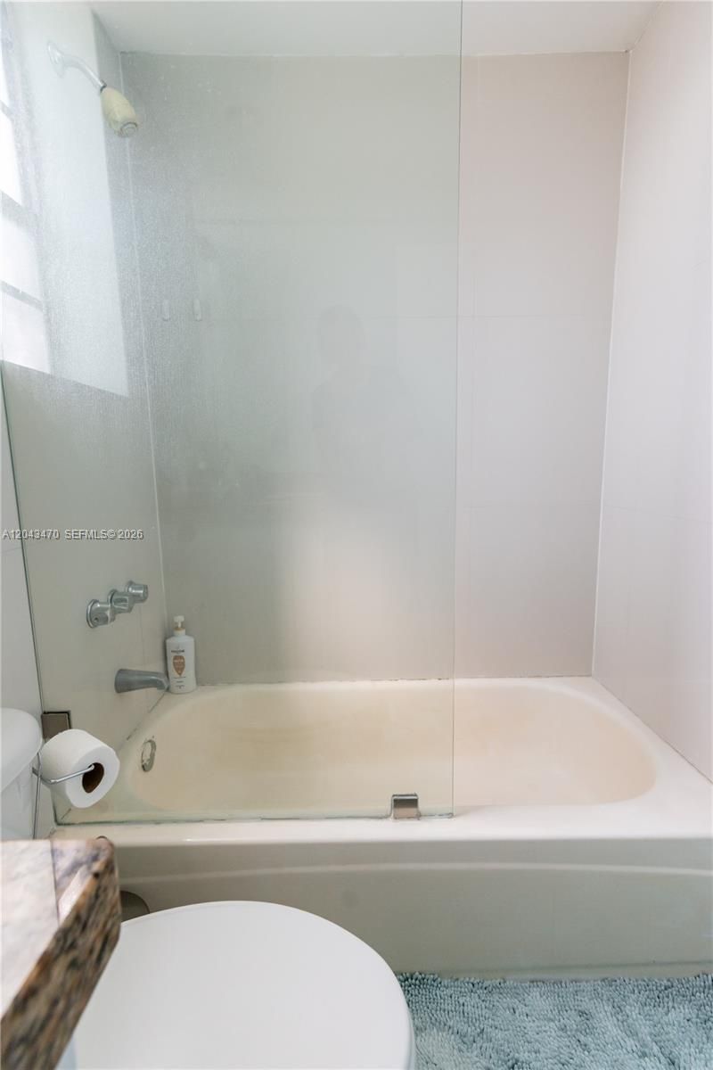1460 Ocean Dr , Unit 309, Miami Beach, FL 33139 Photo