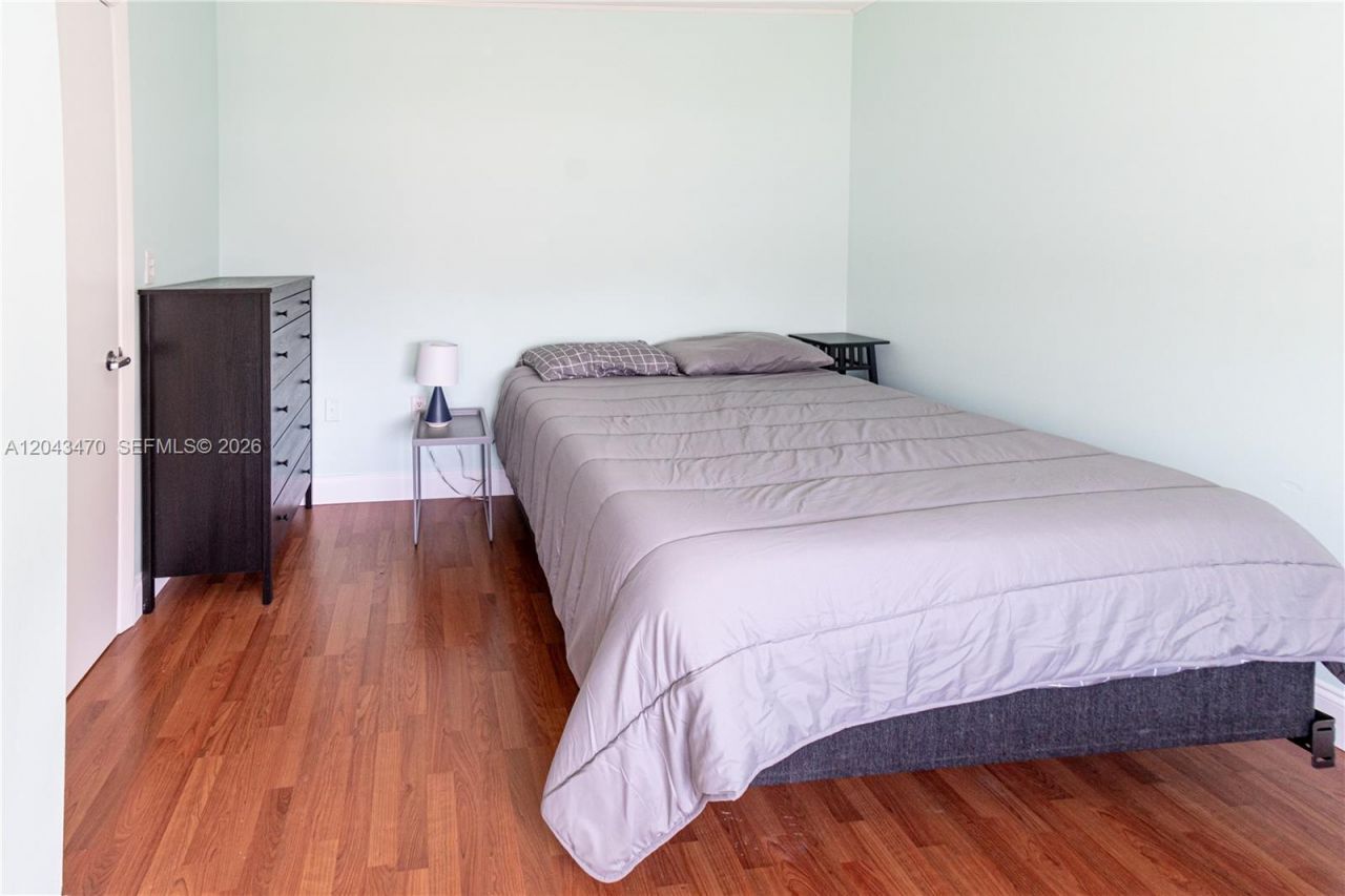 1460 Ocean Dr , Unit 309, Miami Beach, FL 33139 Photo