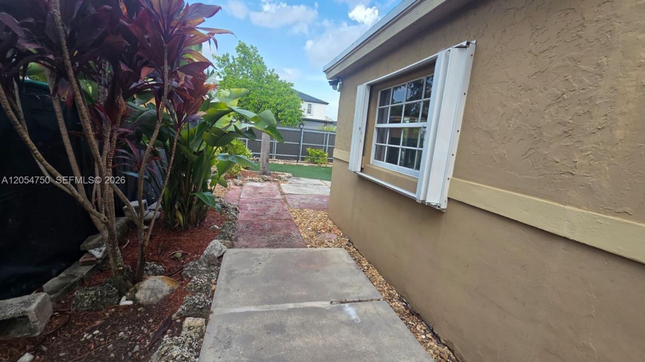 16227 SW 139th Ct , Miami, FL 33177 Photo