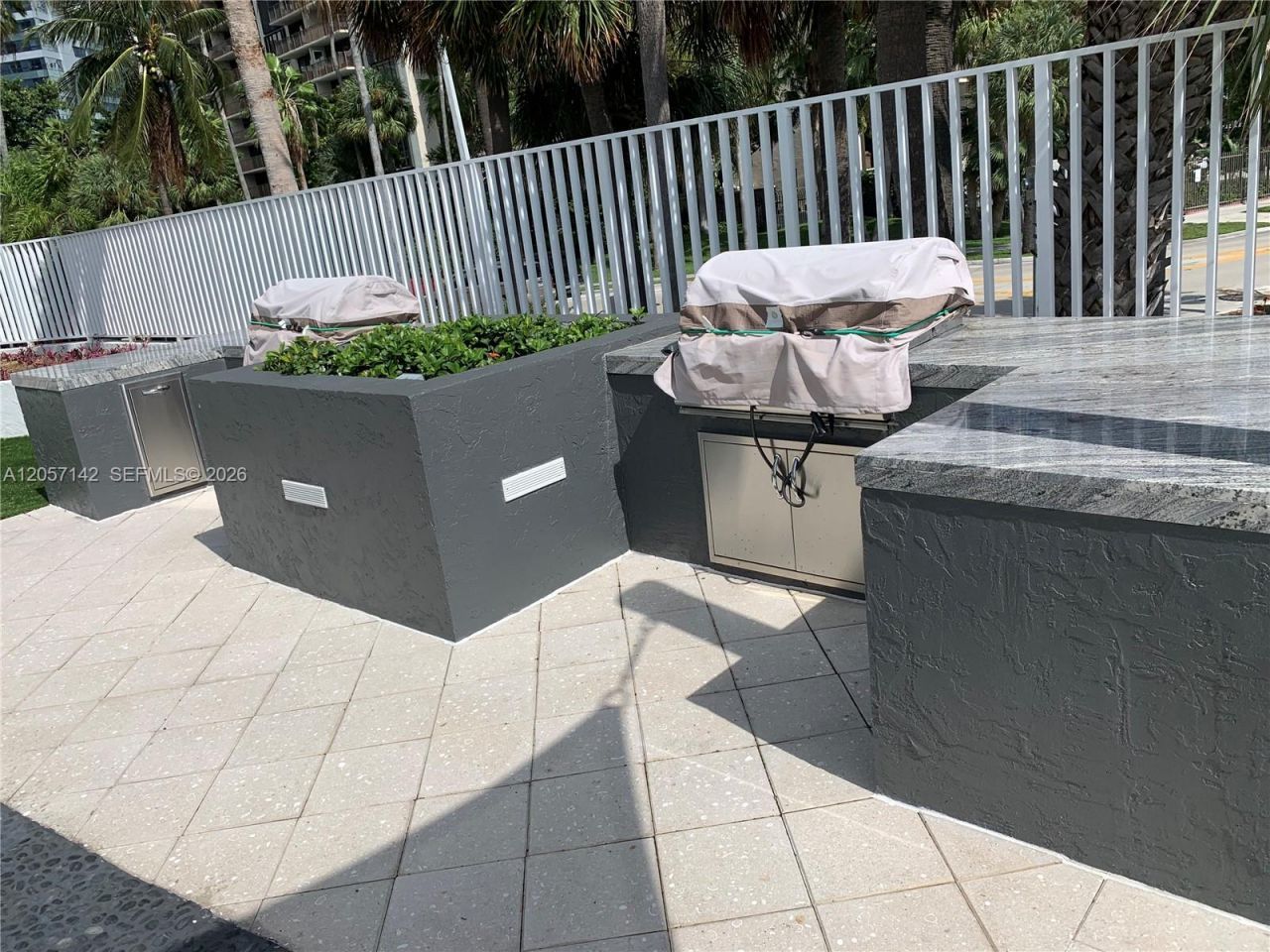 200 SE 15th Rd , Unit 7H, Miami, FL 33129 Photo
