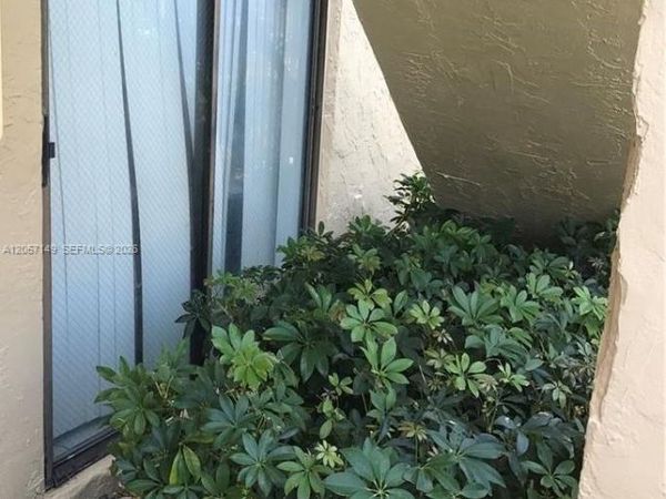 2631 Riverside Dr , Unit 2, Coral Springs, FL 33065