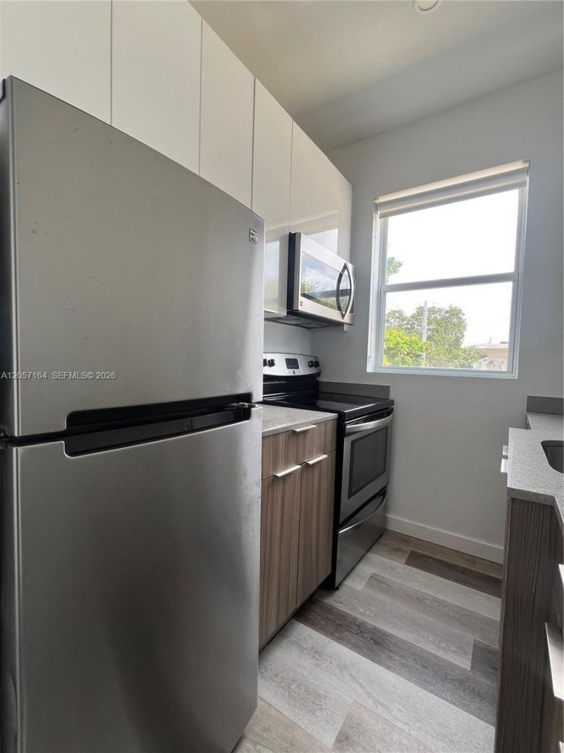 1814 SW 22nd Ave , Unit 11, Miami, FL 33145 Photo