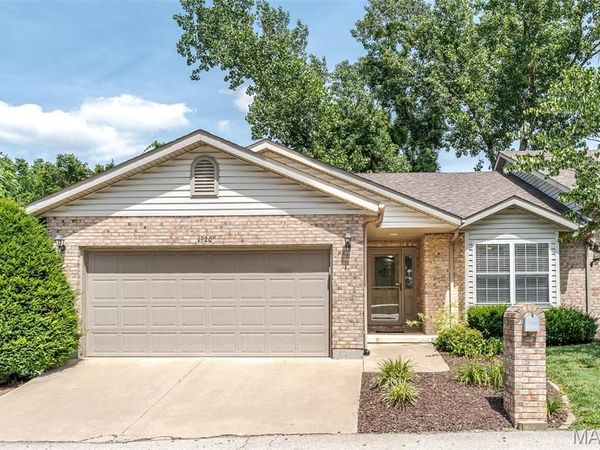 1920 Anna Leah Lane , Washington, MO 63090