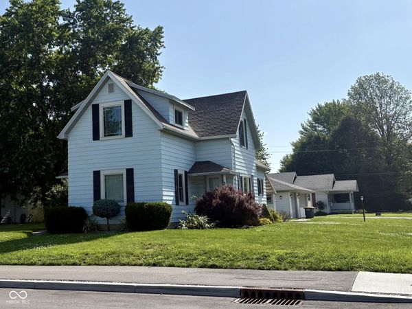 327 S West Street , Tipton, IN 46072