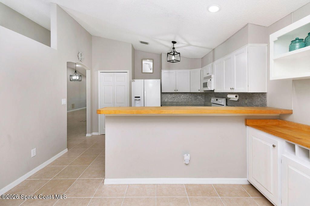 4511 Derbyshire Drive , Titusville, FL 32780 Photo