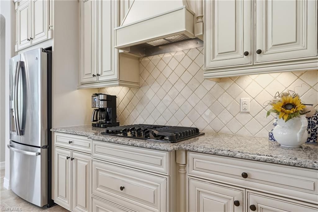 9915 Corso Bello Dr , Naples, FL 34113 Photo
