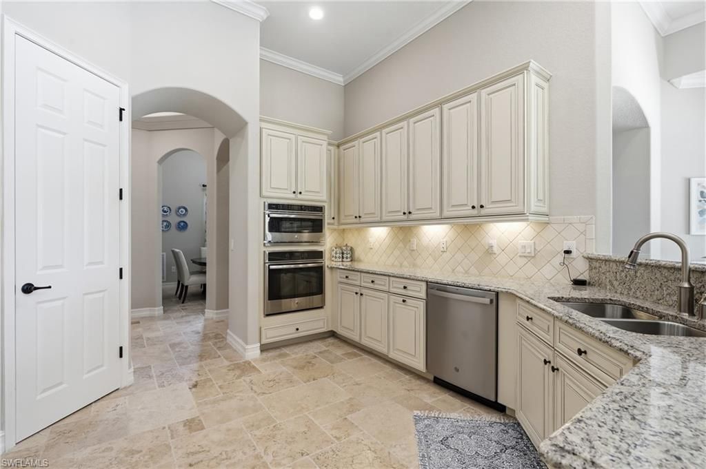 9915 Corso Bello Dr , Naples, FL 34113 Photo