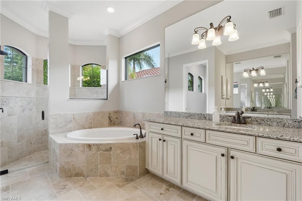 9915 Corso Bello Dr , Naples, FL 34113 Photo
