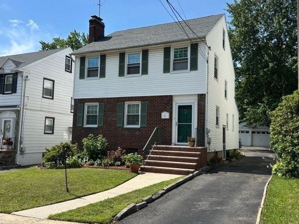 24 Cleveland Ave, Newark, NJ 07106