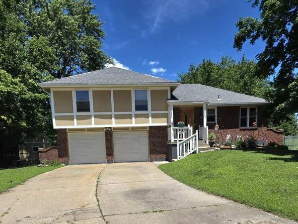 16912 E 170th Court, Belton, MO 64012