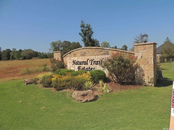113 Timberland Trail , Maumelle, AR 72113