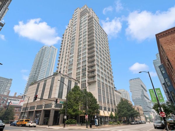 200 W Grand Avenue , Unit 804, Chicago, IL 60654