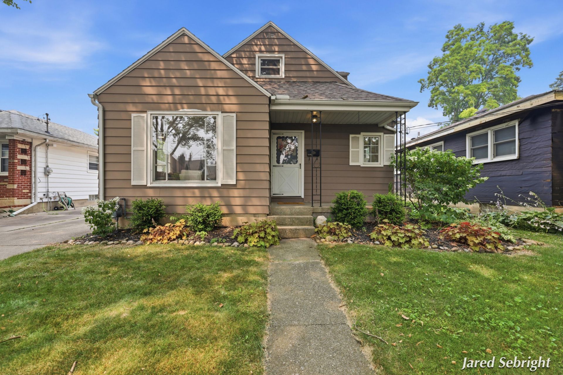1171 5th Street Nw, Grand Rapids, MI 49504 Main Photo
