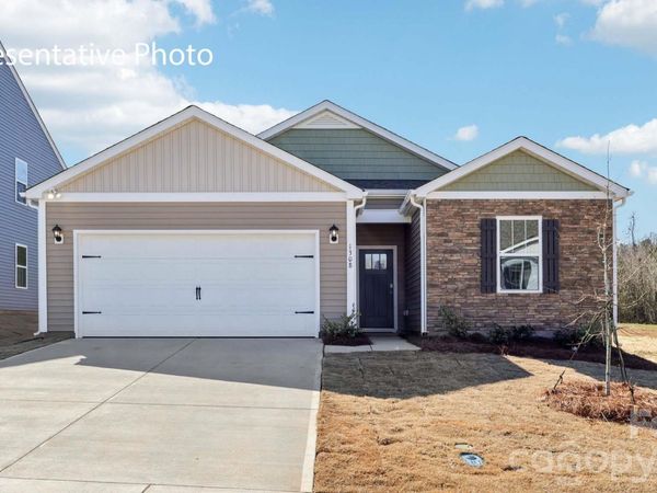 466 Dazzle Loop, Newton, NC 28658