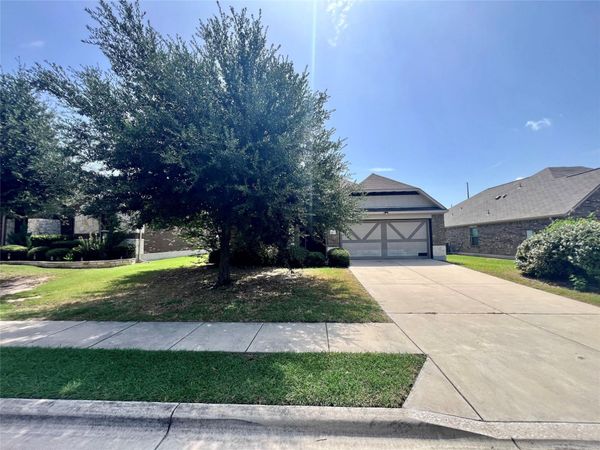 202 Emory Fields DR , Hutto, TX 78634