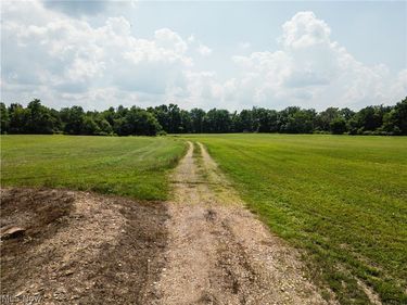 Township Road 85, Baltic, OH 43804
