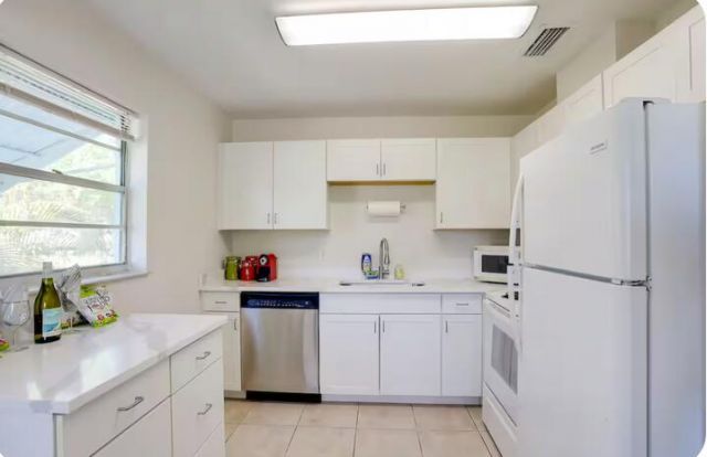 8615 SE Lyons Road, Hobe Sound, FL 33455 Photo