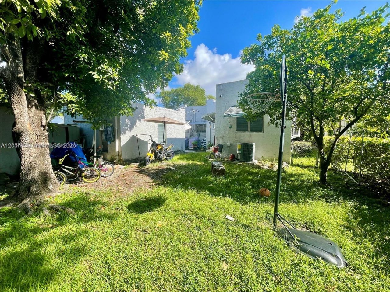 1520 SW 10th St , Miami, FL 33135 Photo