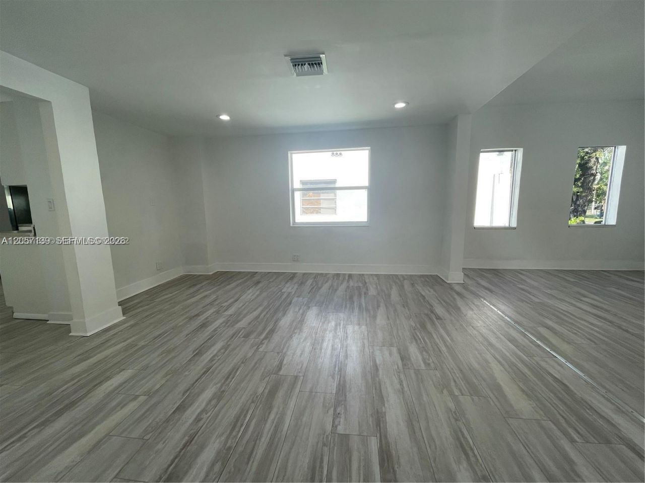 1520 SW 10th St , Miami, FL 33135 Photo