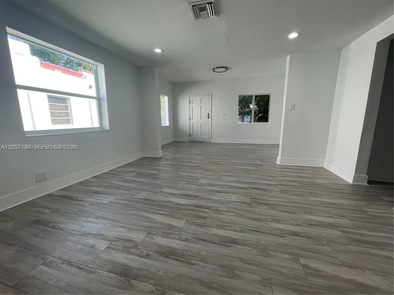 1520 SW 10th St , Miami, FL 33135 Photo