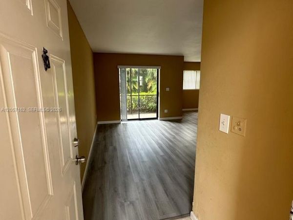 4047 NW 87th Ave , Sunrise, FL 33351