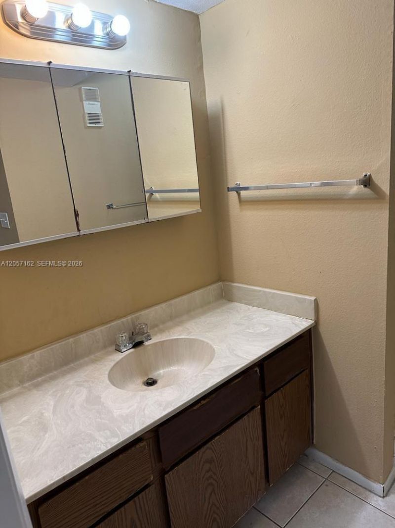 4047 NW 87th Ave , Sunrise, FL 33351 Photo