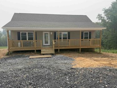 235 HOLLY HILL ST, BROADWAY, VA 22815