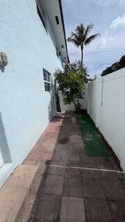 1470 N Dixie Highway, Unit 16, Fort Lauderdale, FL 33304 Photo
