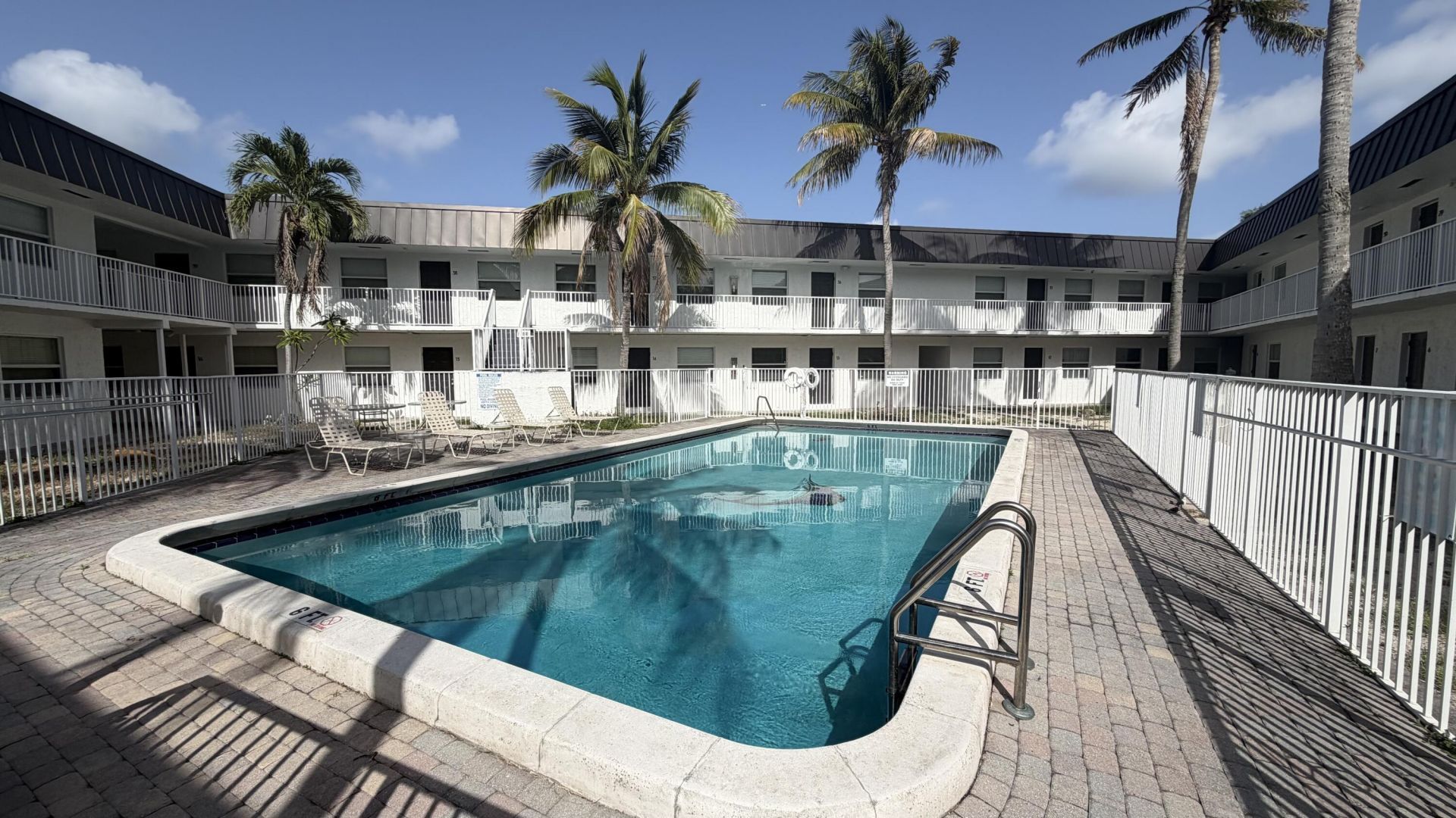 1470 N Dixie Highway, Unit 16, Fort Lauderdale, FL 33304 Photo