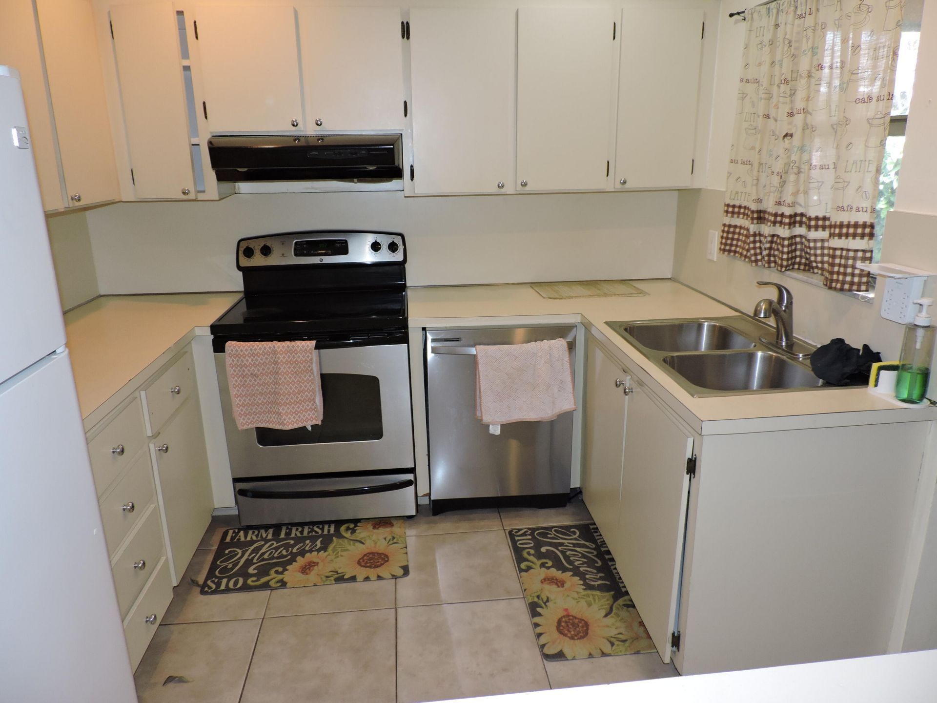 8599 Crater Terrace, West Palm Beach, FL 33403 Photo