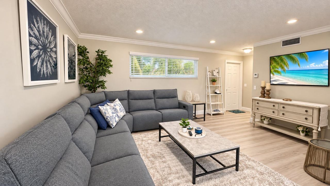 11 Colonial Club Drive, Unit 302, Boynton Beach, FL 33435 Photo