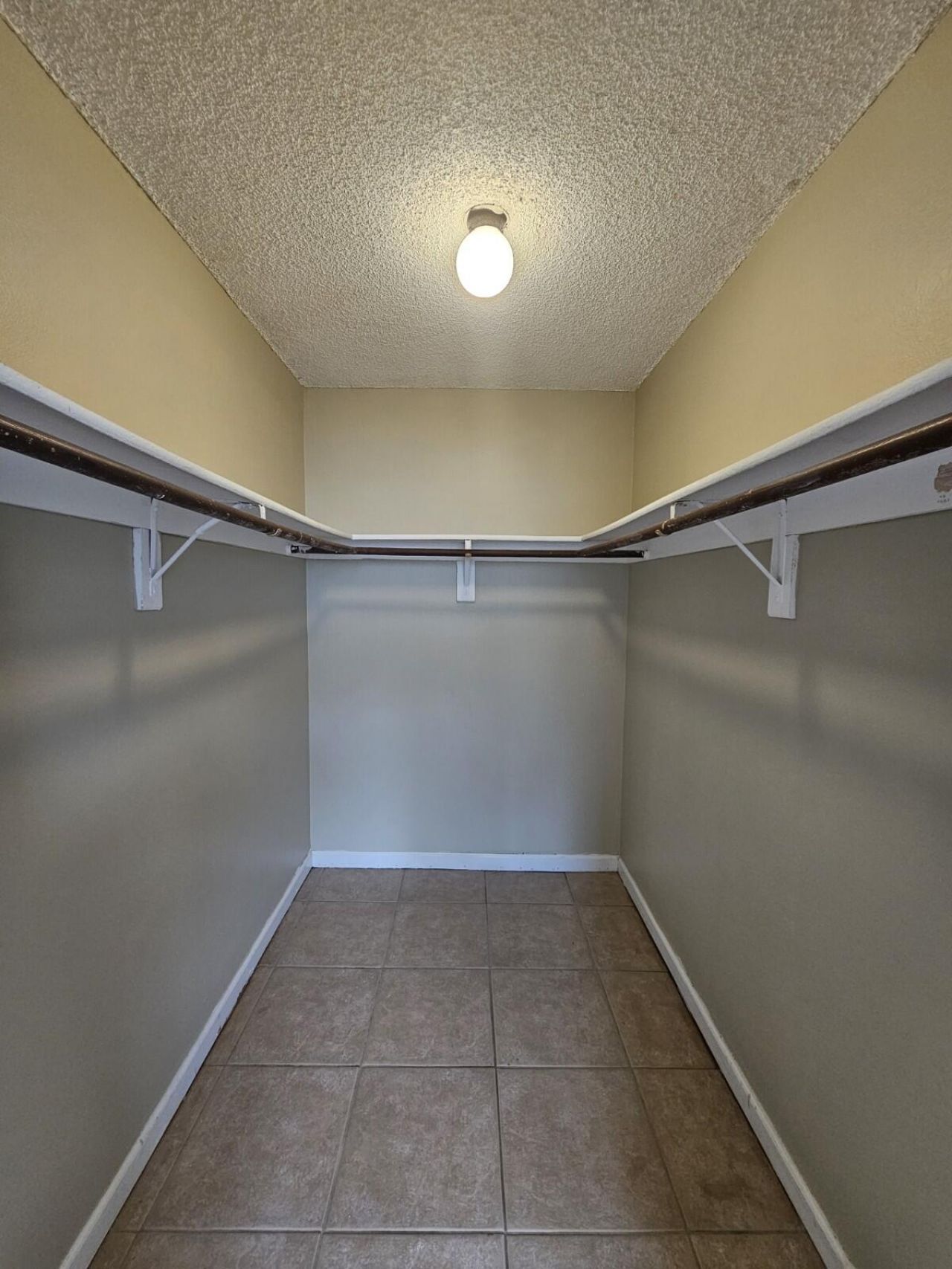 1880 N Congress Avenue, Unit 209, West Palm Beach, FL 33401 Photo