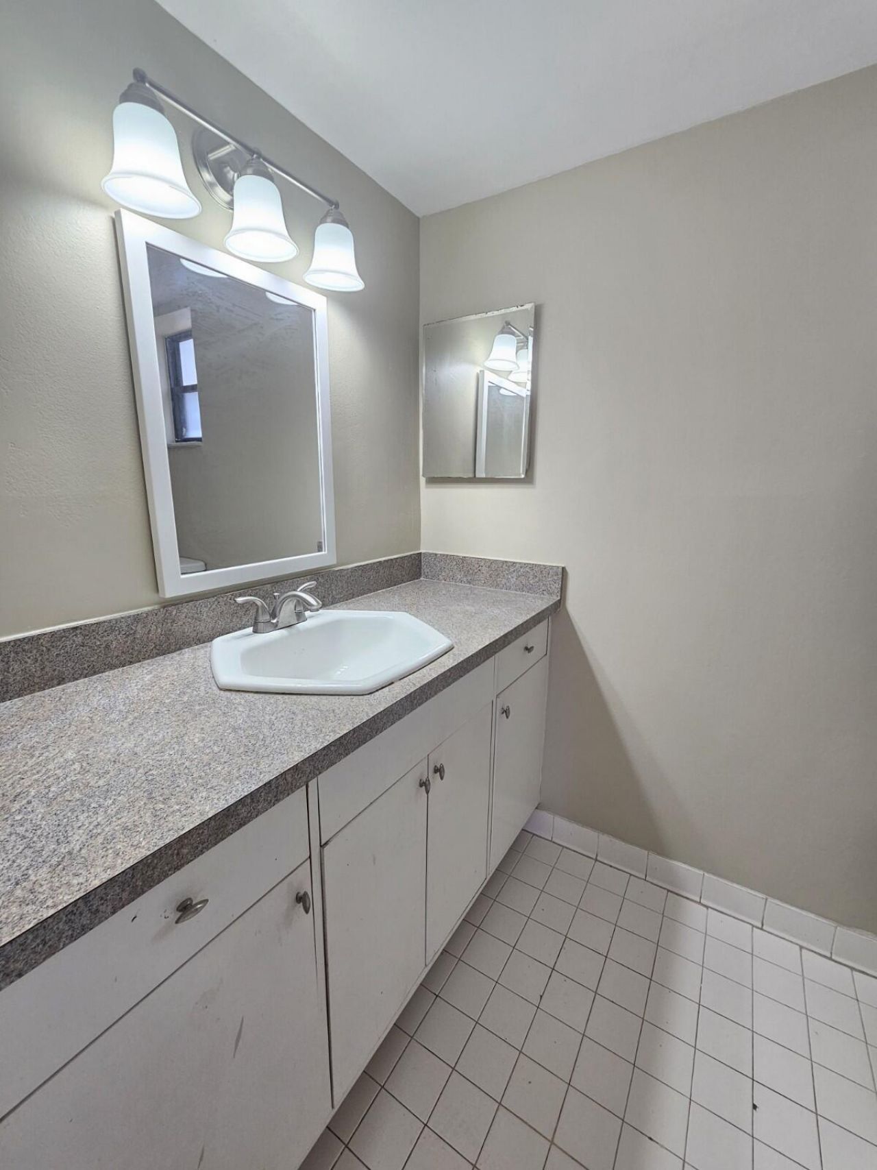 1880 N Congress Avenue, Unit 209, West Palm Beach, FL 33401 Photo