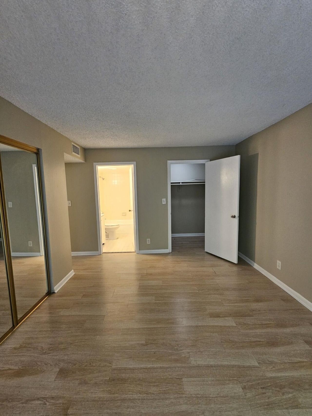 1900 N Congress Avenue, Unit 206, West Palm Beach, FL 33401 Photo