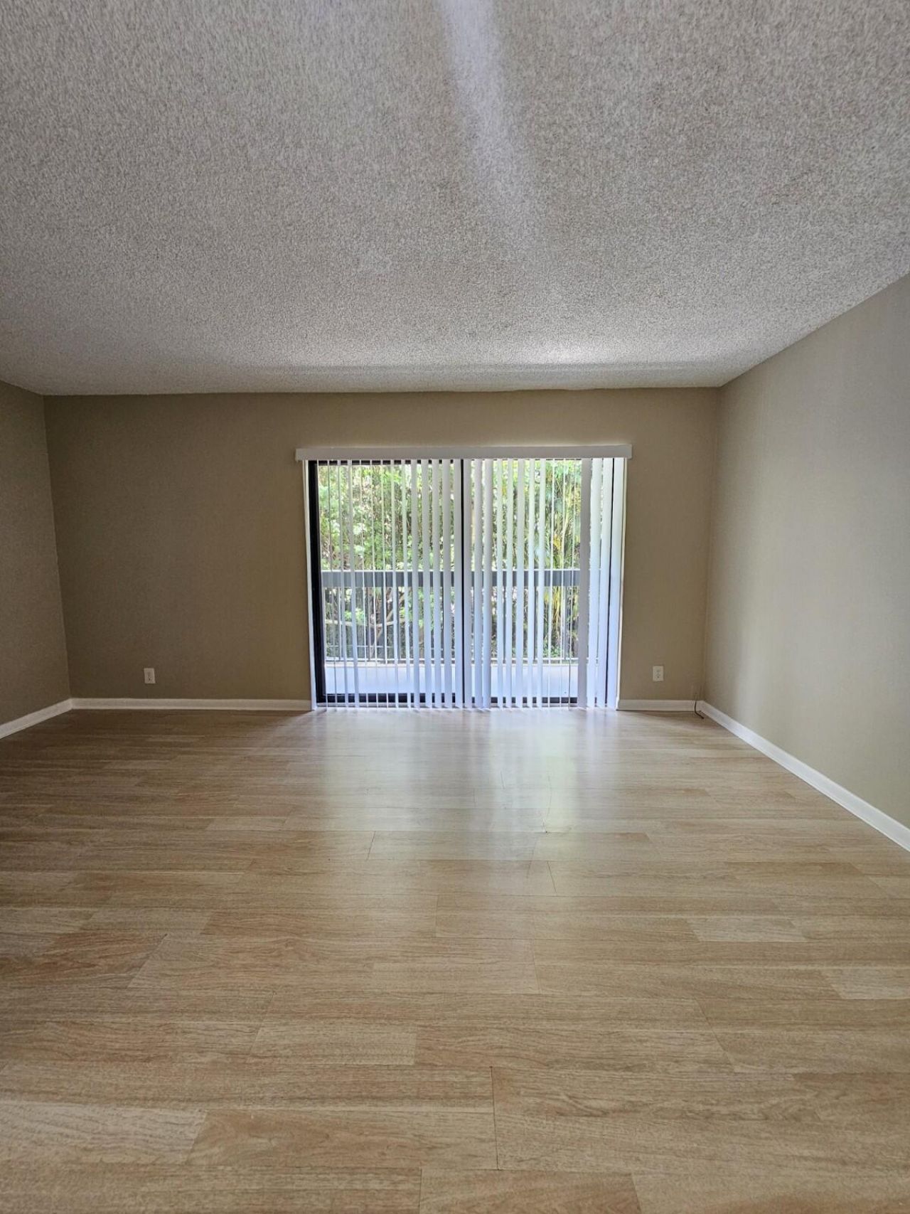 1900 N Congress Avenue, Unit 206, West Palm Beach, FL 33401 Photo