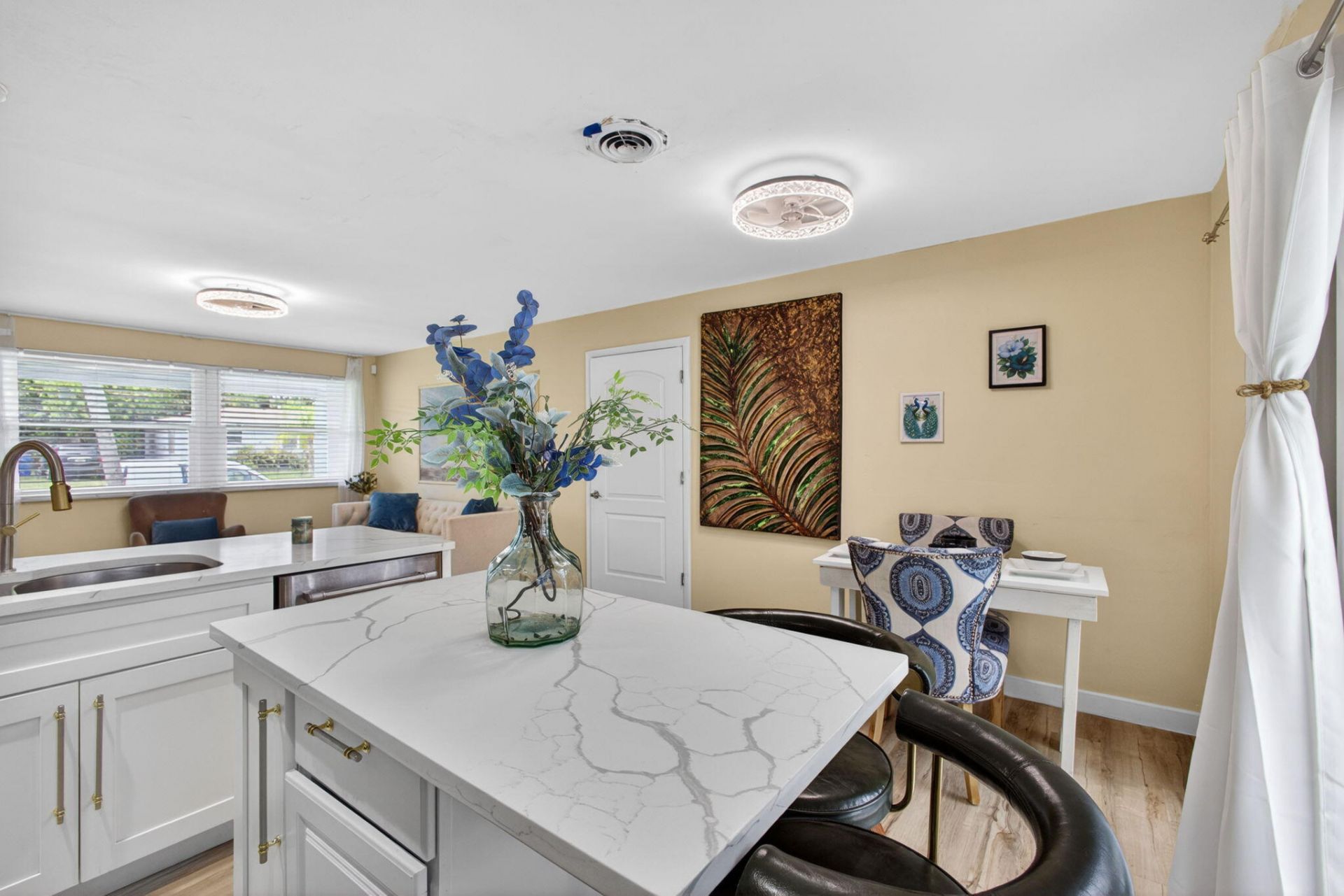 140 W 31st Court, Riviera Beach, FL 33404 Photo