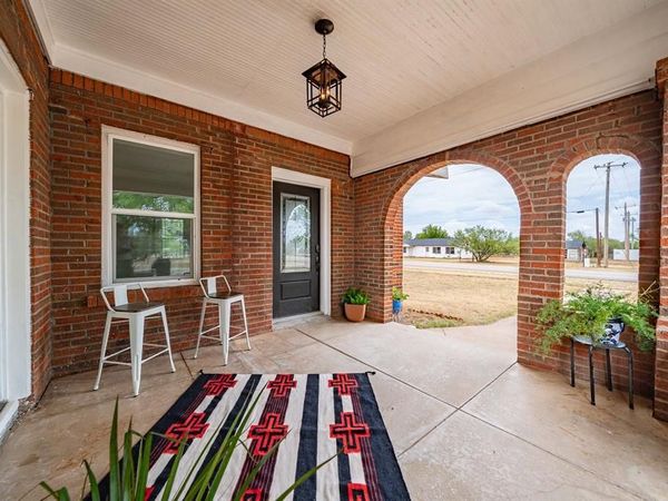 305 W Swenson Avenue , Aspermont, TX 79502