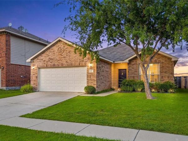 115 Franklin Court, Venus, TX 76084