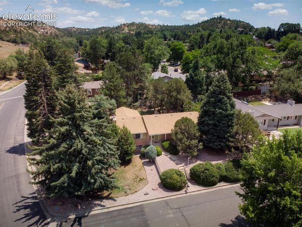 3135 Lees Lane, Colorado Springs, CO 80909