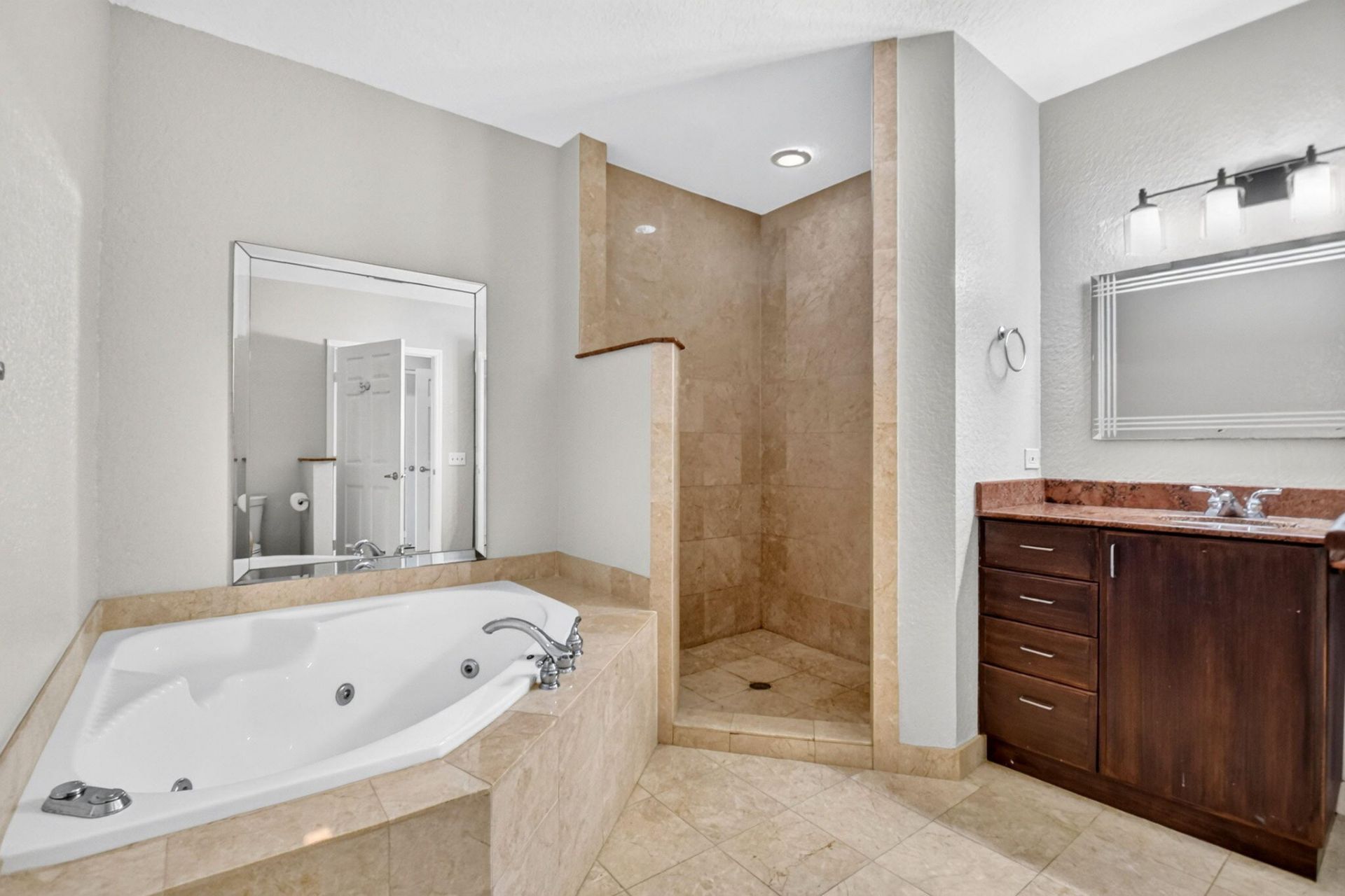 1620 Presidential Way, Unit 402, West Palm Beach, FL 33401 Photo