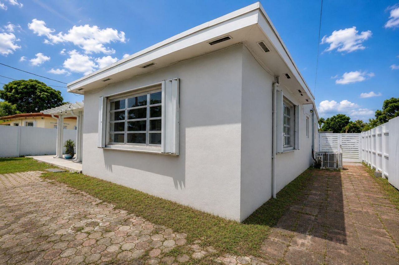 511 N 69th Way, Hollywood, FL 33024 Photo